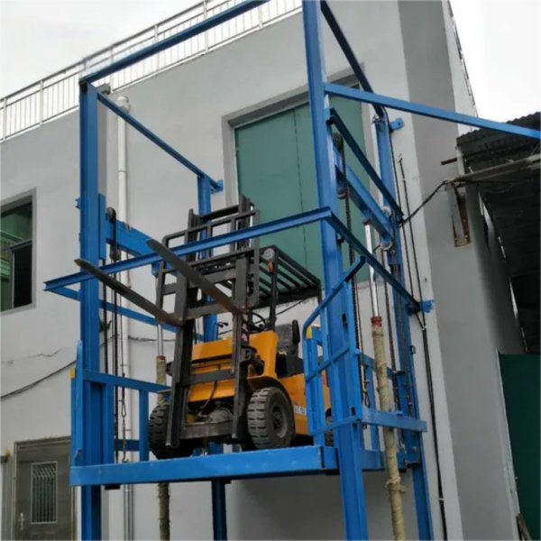 Custom Heavy-Duty Hydraulic Freight Elevator for Industrial Warehouses - صورة Custom Heavy-Duty Hydraulic Freight Elevator for Industrial Warehouses - صورة 7