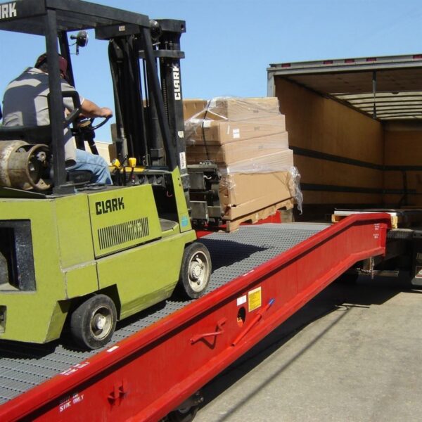 Mobile Loading/Unloading Ramp for Forklift Container - Imagen 6