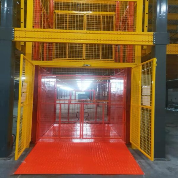 Custom Heavy-Duty Hydraulic Freight Elevator for Industrial Warehouses - صورة Custom Heavy-Duty Hydraulic Freight Elevator for Industrial Warehouses - صورة 14