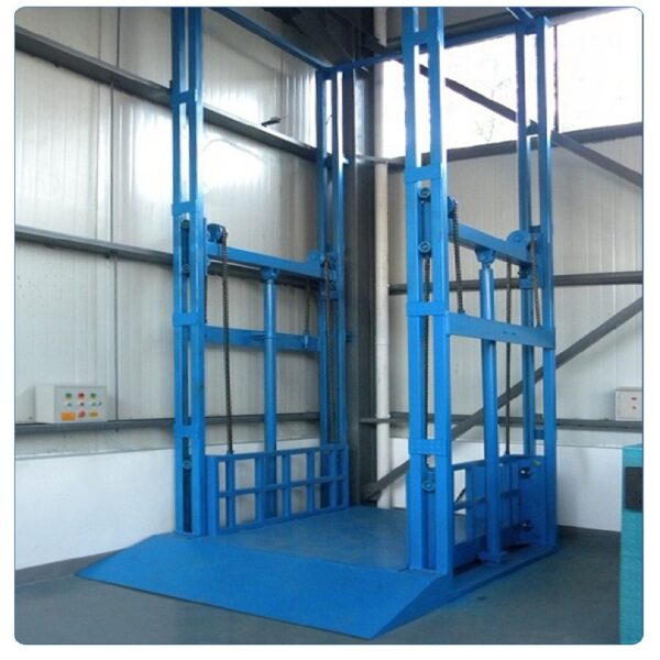 Custom Heavy-Duty Hydraulic Freight Elevator for Industrial Warehouses - صورة Custom Heavy-Duty Hydraulic Freight Elevator for Industrial Warehouses - صورة 17