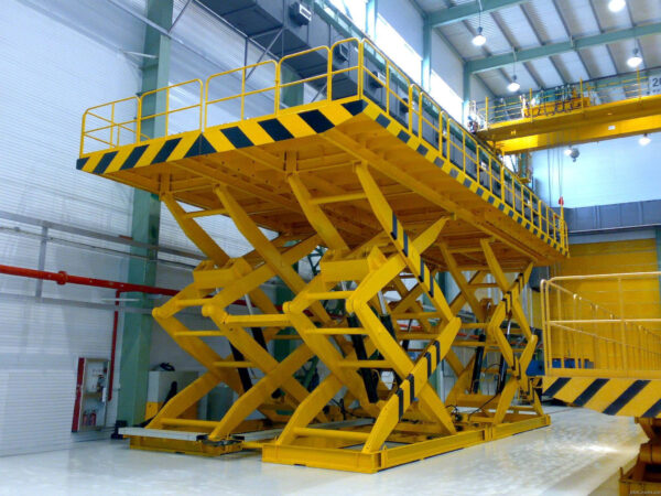 Custom Heavy Duty Double Scissor Lift Table for Industrial Loading and Unloading - Image 2